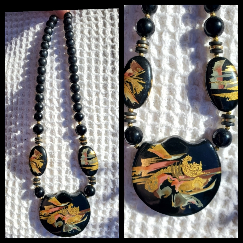 Vintage Japan Black/Gold Laquer Beaded Necklace